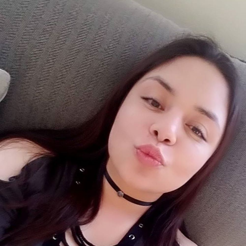 Meet your Posher, Celina